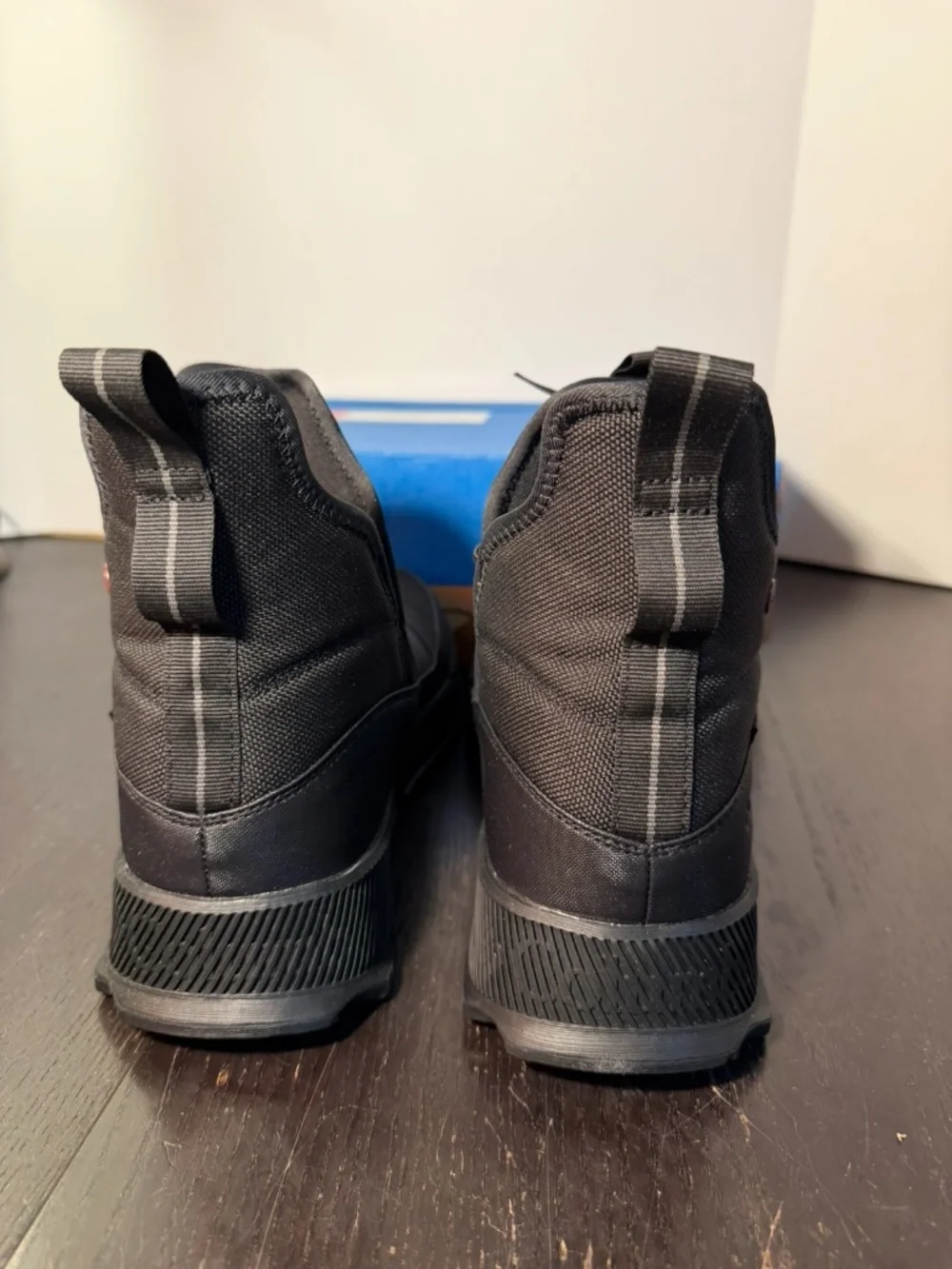 Columbia Hyper-Boreal Metro Waterproof Boots Black Charcoal Mens 9